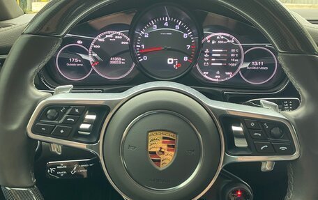 Porsche Panamera II рестайлинг, 2019 год, 27 фотография