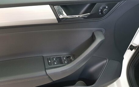 Skoda Rapid I, 2018 год, 1 249 000 рублей, 12 фотография