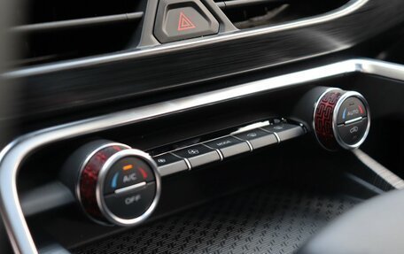 Geely Tugella FY11, 2024 год, 3 150 000 рублей, 13 фотография