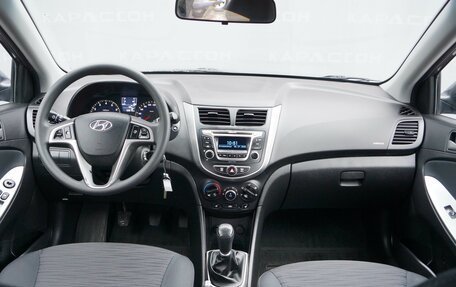 Hyundai Solaris II рестайлинг, 2016 год, 998 000 рублей, 6 фотография