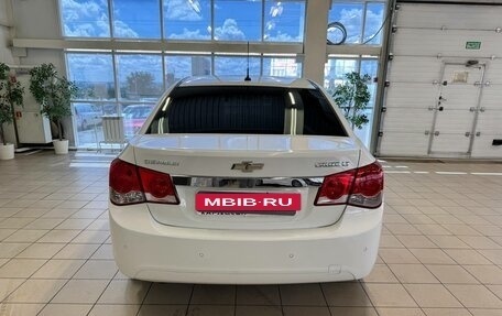 Chevrolet Cruze II, 2012 год, 675 000 рублей, 4 фотография