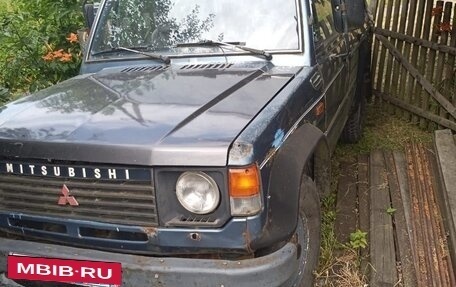 Mitsubishi Pajero III рестайлинг, 1987 год, 400 000 рублей, 2 фотография