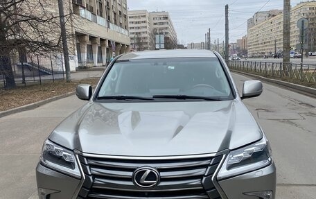 Lexus LX III, 2016 год, 5 499 000 рублей, 7 фотография