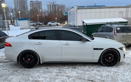 Jaguar XE I рестайлинг, 2015 год, 2 150 000 рублей, 3 фотография
