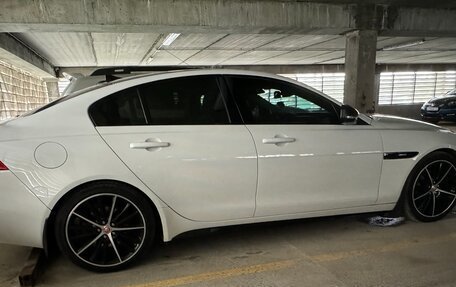 Jaguar XE I рестайлинг, 2015 год, 2 150 000 рублей, 6 фотография
