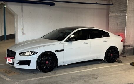 Jaguar XE I рестайлинг, 2015 год, 2 150 000 рублей, 2 фотография