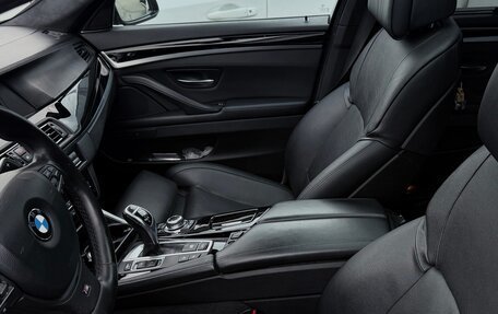 BMW 5 серия, 2011 год, 2 200 000 рублей, 2 фотография