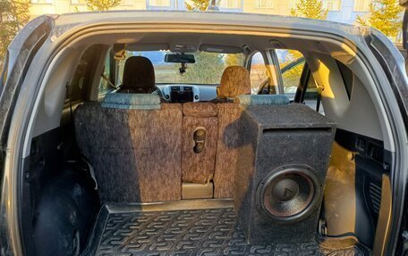 Toyota RAV4, 2011 год, 1 250 000 рублей, 4 фотография