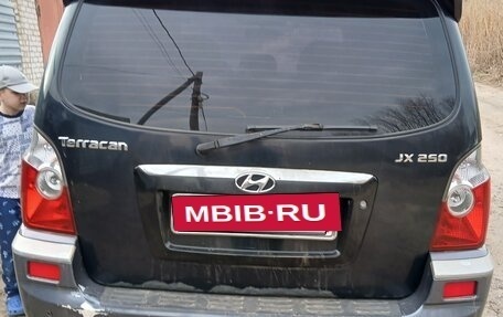 Hyundai Terracan I, 2003 год, 600 000 рублей, 7 фотография