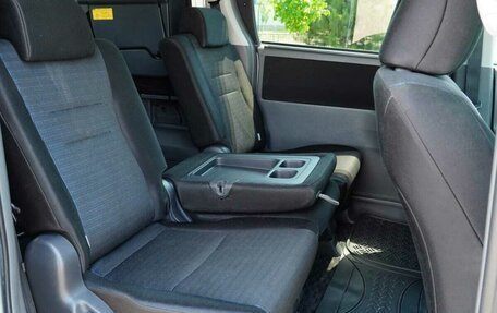 Toyota Voxy II, 2008 год, 1 500 000 рублей, 7 фотография