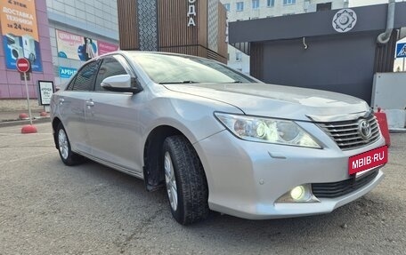 Toyota Camry, 2012 год, 1 930 000 рублей, 3 фотография