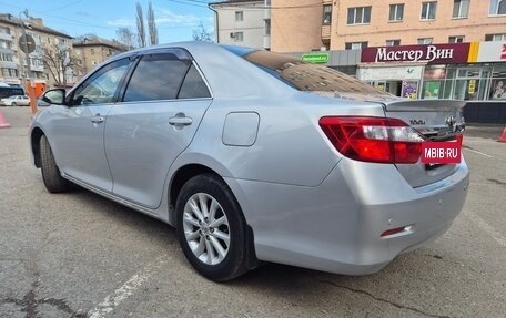 Toyota Camry, 2012 год, 1 930 000 рублей, 6 фотография