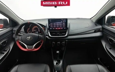 Toyota Yaris XP150 рестайлинг, 2022 год, 1 179 000 рублей, 6 фотография