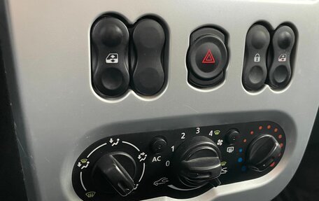 Renault Logan I, 2012 год, 549 000 рублей, 17 фотография
