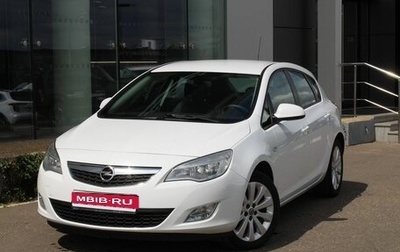 Opel Astra J, 2011 год, 740 000 рублей, 1 фотография