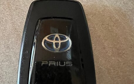 Toyota Prius IV XW50, 2018 год, 1 690 000 рублей, 22 фотография