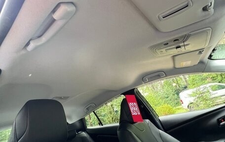 Toyota Prius IV XW50, 2018 год, 1 690 000 рублей, 27 фотография