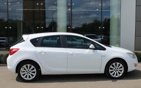 Opel Astra J, 2011 год, 740 000 рублей, 9 фотография