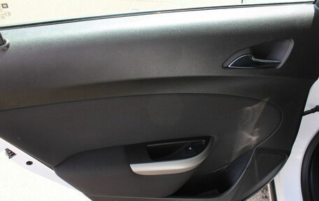 Opel Astra J, 2011 год, 740 000 рублей, 19 фотография