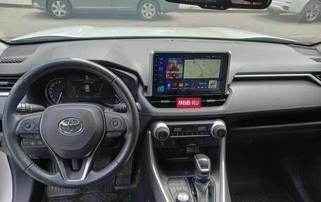 Toyota RAV4, 2020 год, 3 800 000 рублей, 1 фотография
