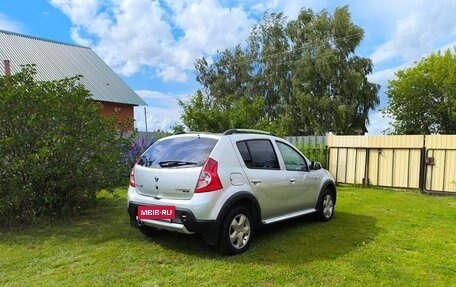 Renault Sandero I, 2013 год, 650 000 рублей, 6 фотография