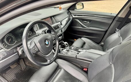 BMW 5 серия, 2013 год, 2 590 000 рублей, 14 фотография