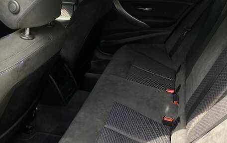 BMW 3 серия, 2013 год, 1 675 000 рублей, 15 фотография