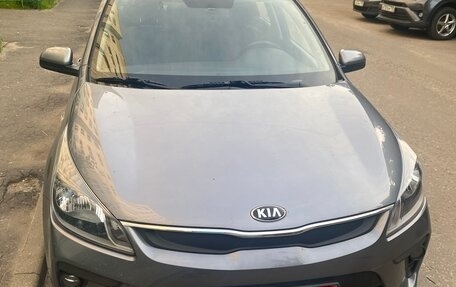 KIA Rio IV, 2018 год, 1 500 000 рублей, 2 фотография