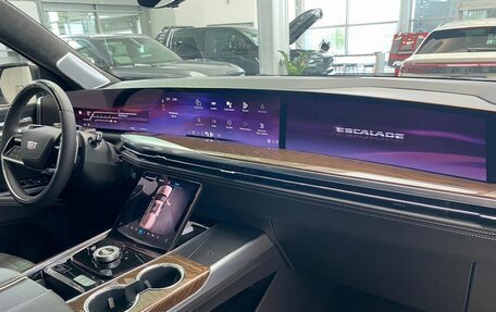 Cadillac Escalade V, 2025 год, 22 100 000 рублей, 12 фотография
