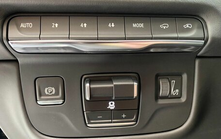 Cadillac Escalade V, 2025 год, 22 100 000 рублей, 21 фотография