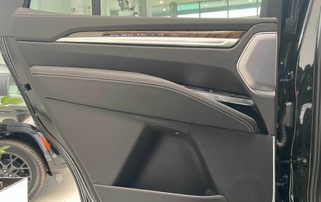 Cadillac Escalade V, 2025 год, 22 100 000 рублей, 31 фотография