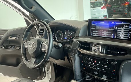 Lexus LX III, 2019 год, 8 200 000 рублей, 14 фотография