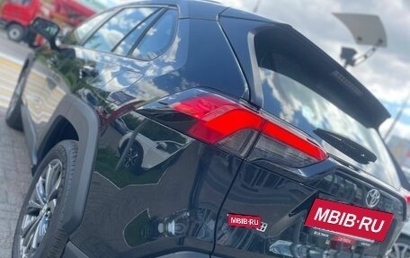Toyota RAV4, 2025 год, 3 700 000 рублей, 9 фотография