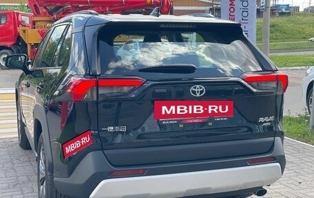 Toyota RAV4, 2025 год, 3 700 000 рублей, 7 фотография