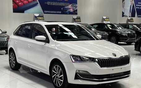 Skoda Rapid II, 2022 год, 1 280 000 рублей, 3 фотография