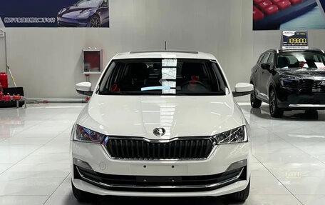 Skoda Rapid II, 2022 год, 1 280 000 рублей, 2 фотография