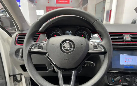 Skoda Rapid II, 2022 год, 1 280 000 рублей, 11 фотография