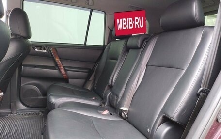 Toyota Highlander III, 2013 год, 1 840 000 рублей, 11 фотография