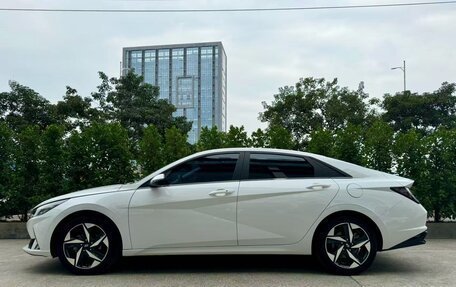 Hyundai Elantra, 2021 год, 1 550 000 рублей, 4 фотография
