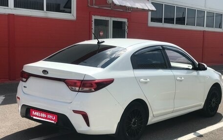 KIA Rio IV, 2017 год, 880 000 рублей, 5 фотография