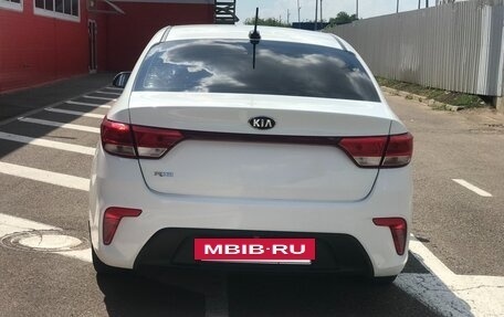 KIA Rio IV, 2017 год, 880 000 рублей, 6 фотография