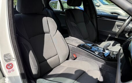 BMW 5 серия, 2016 год, 2 480 000 рублей, 15 фотография