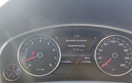 Volkswagen Touareg III, 2013 год, 1 700 000 рублей, 4 фотография