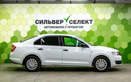 Skoda Rapid I, 2017 год, 1 100 000 рублей, 8 фотография
