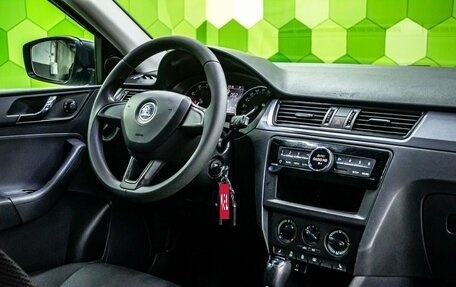 Skoda Rapid I, 2017 год, 1 100 000 рублей, 14 фотография
