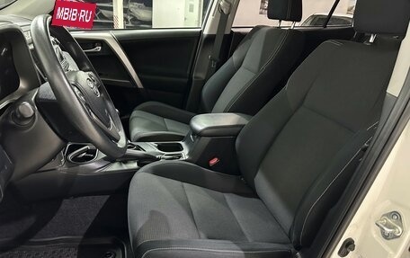 Toyota RAV4, 2018 год, 2 280 000 рублей, 23 фотография