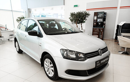 Volkswagen Polo VI (EU Market), 2013 год, 763 000 рублей, 3 фотография