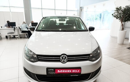 Volkswagen Polo VI (EU Market), 2013 год, 763 000 рублей, 2 фотография