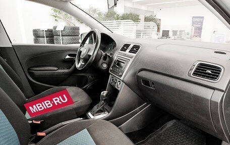 Volkswagen Polo VI (EU Market), 2013 год, 763 000 рублей, 13 фотография