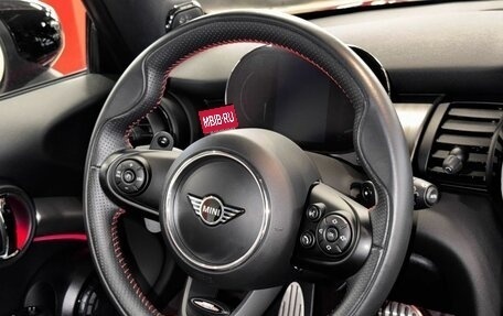 MINI Hatch, 2020 год, 3 880 000 рублей, 21 фотография